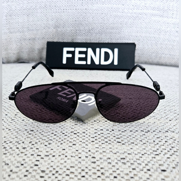 NWT FENDI Black Metal Sunglasses with Dark Oval Lenses - Picture 5 of 15